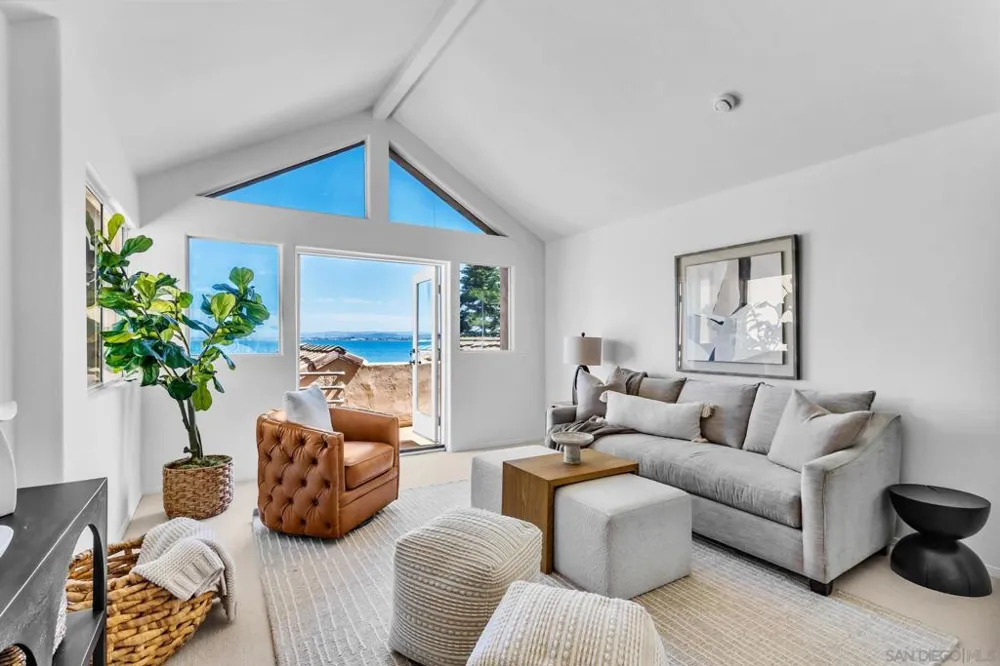69 Spinnaker Way Coronado, CA 92118