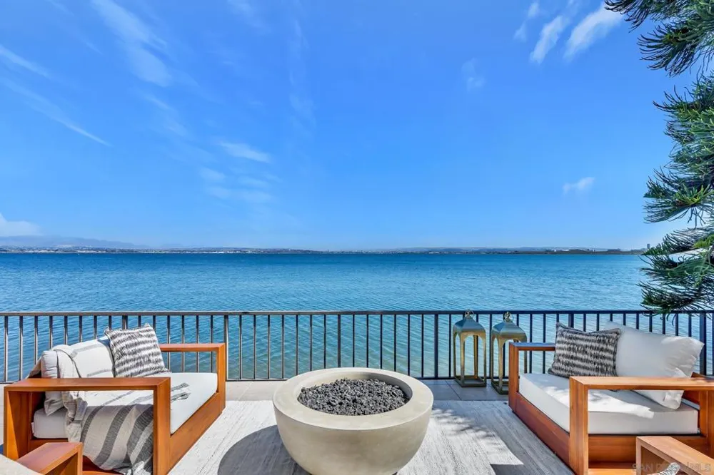 69 Spinnaker Way Coronado, CA 92118