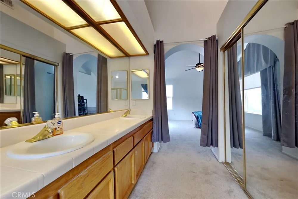 1219 Mohr Circle Manteca, CA 95337