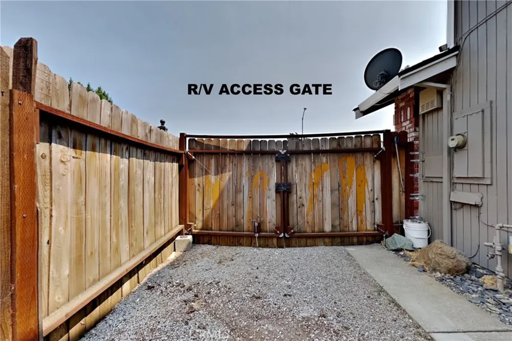 1219 Mohr Circle Manteca, CA 95337