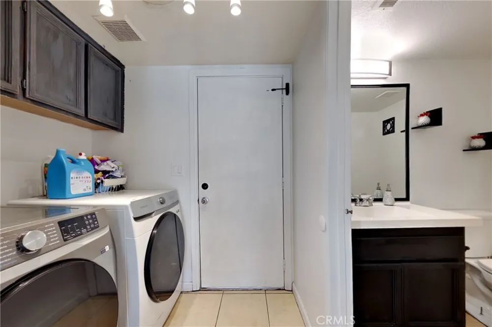 1219 Mohr Circle Manteca, CA 95337