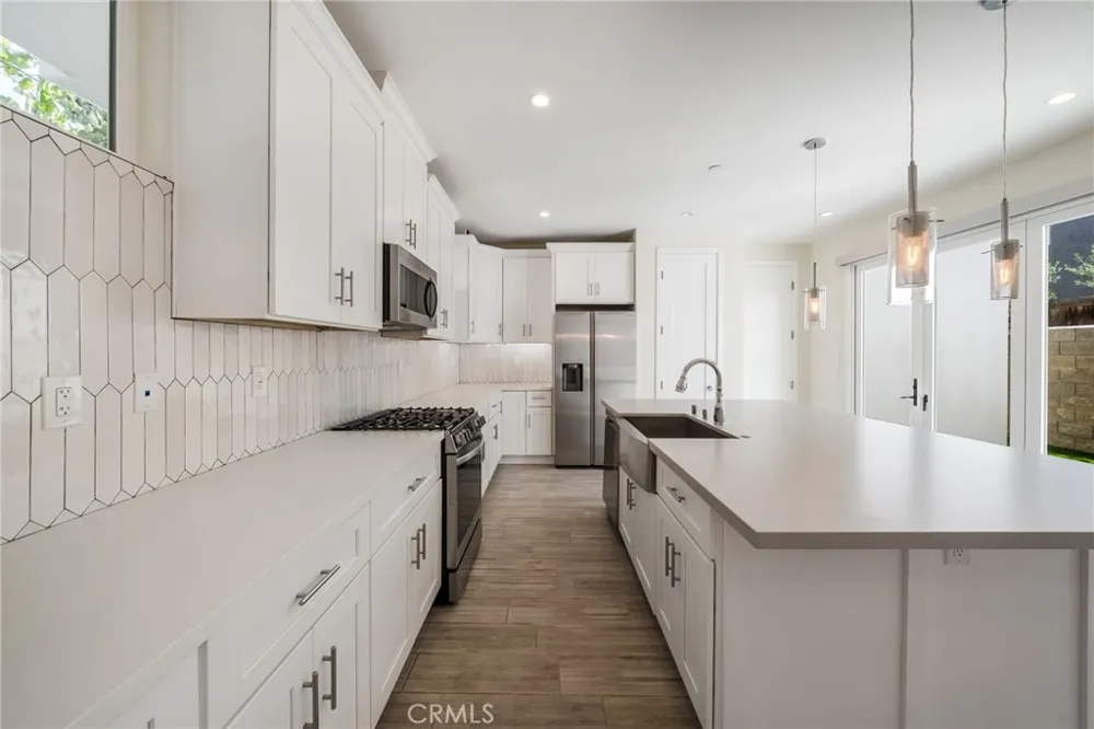 2573 Elden Ave #B Costa Mesa, CA 92627