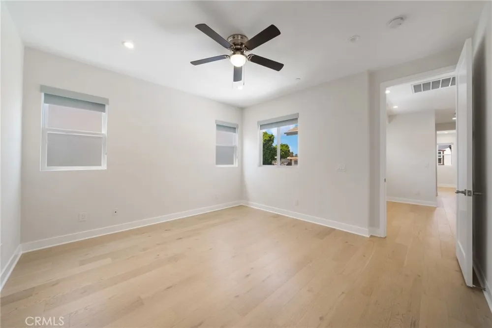 2573 Elden Ave #B Costa Mesa, CA 92627
