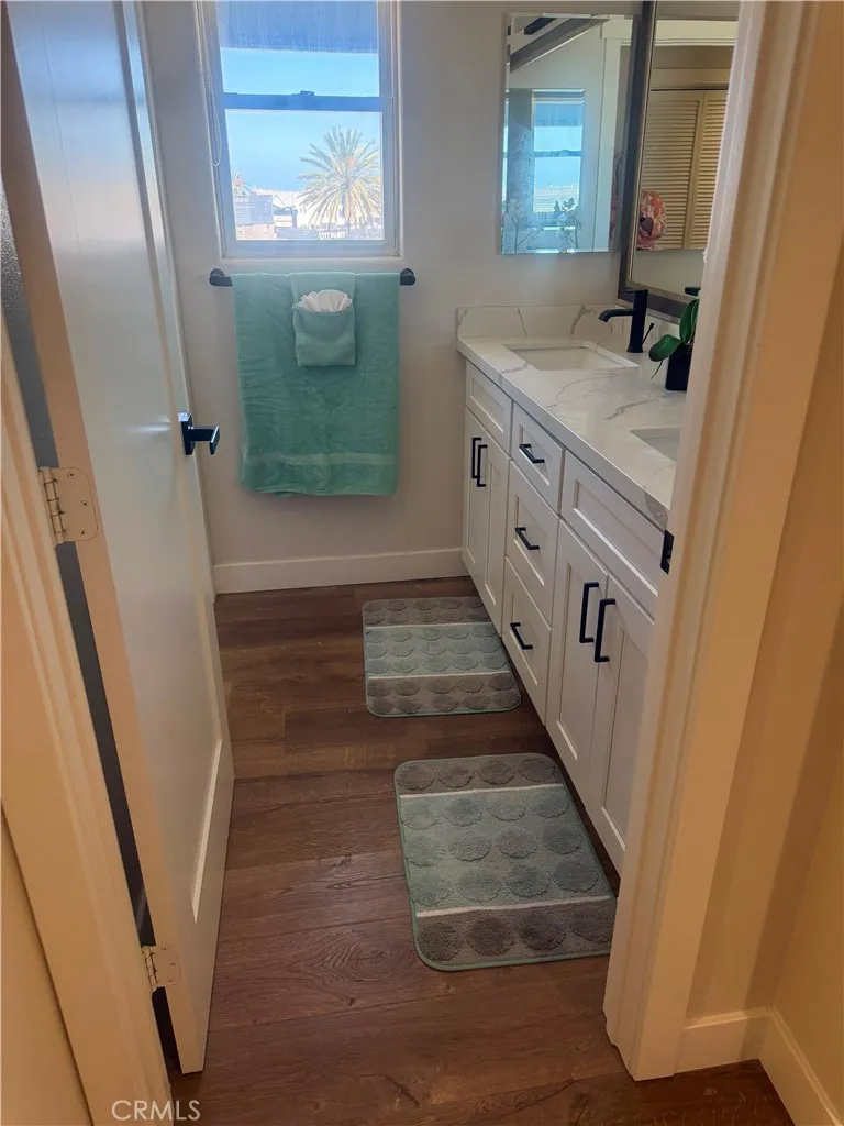 2600 Newport Blv #310 Newport Beach, CA 92663