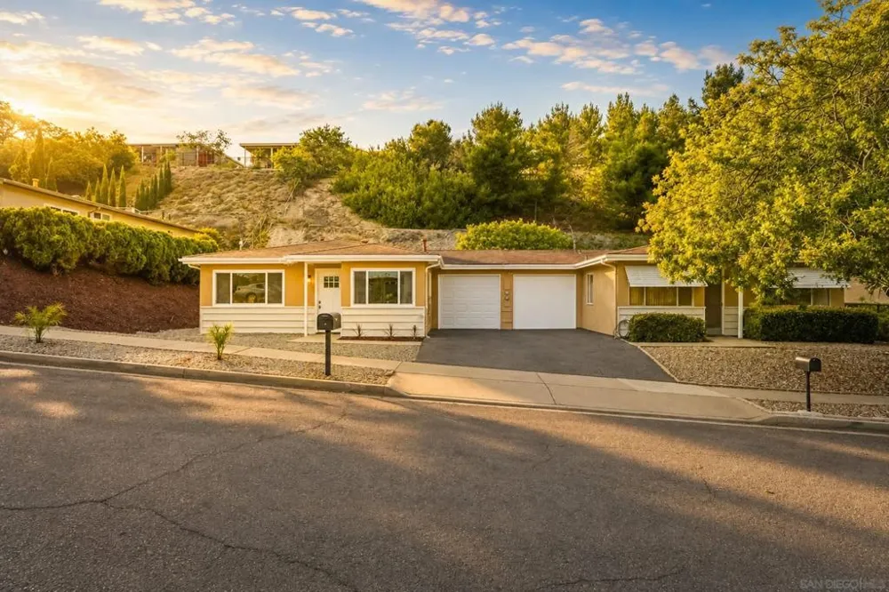 3746 Gail Dr Oceanside, CA 92056