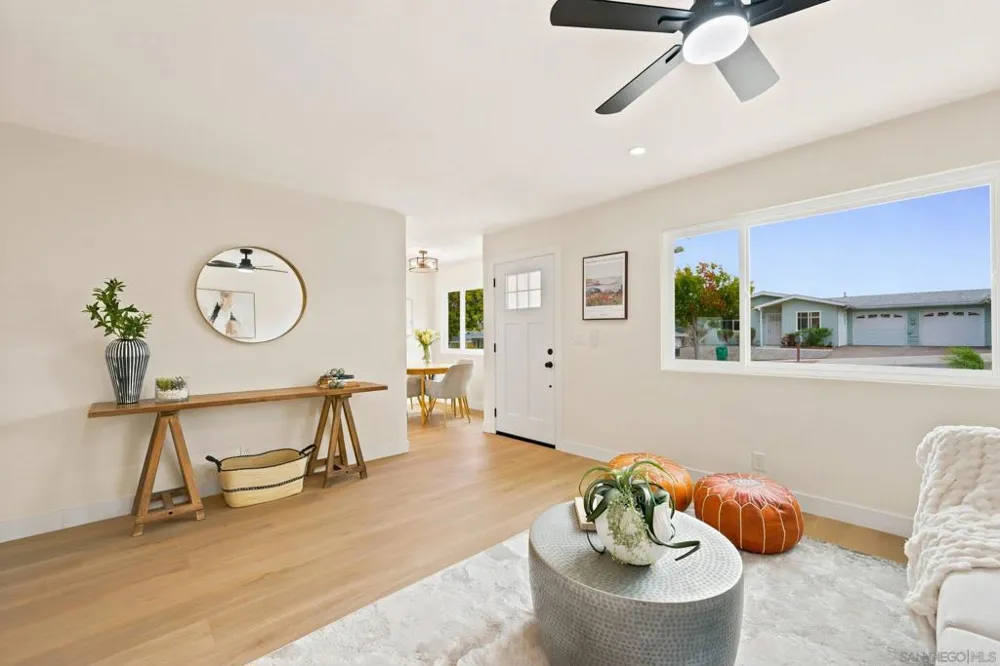 3746 Gail Dr Oceanside, CA 92056
