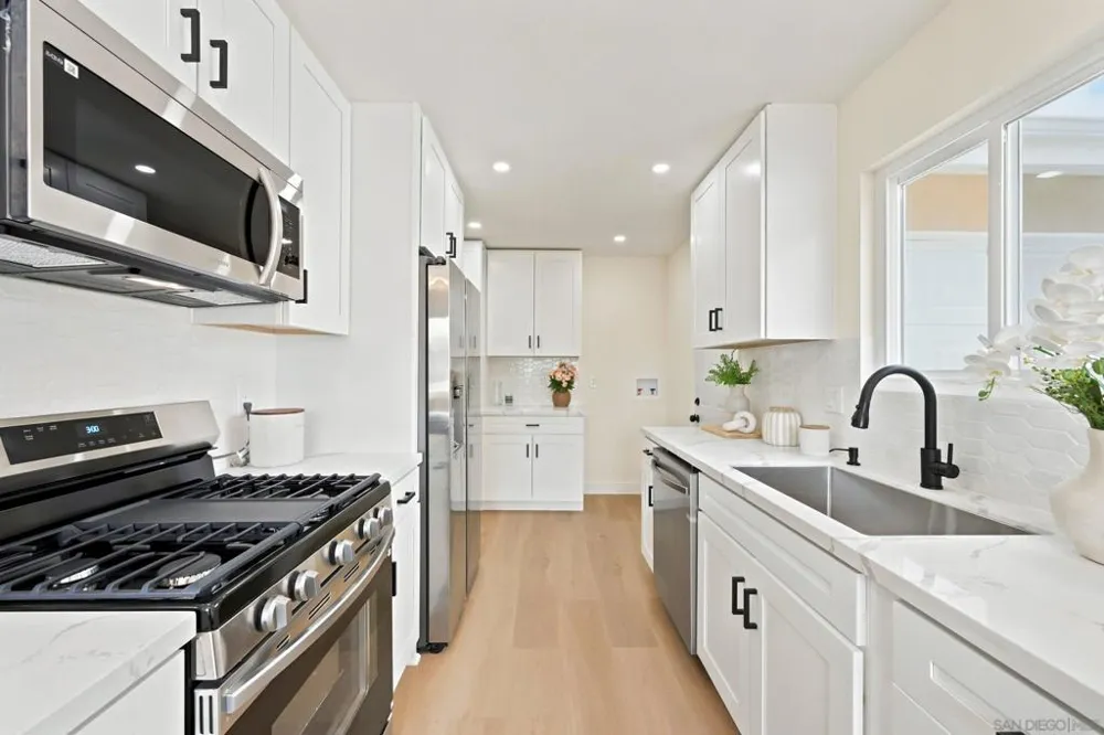 3746 Gail Dr Oceanside, CA 92056