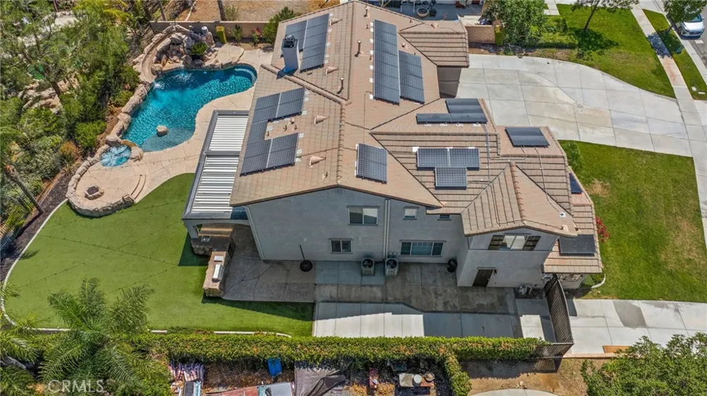 1481 Sunshine Circle Corona, CA 92881