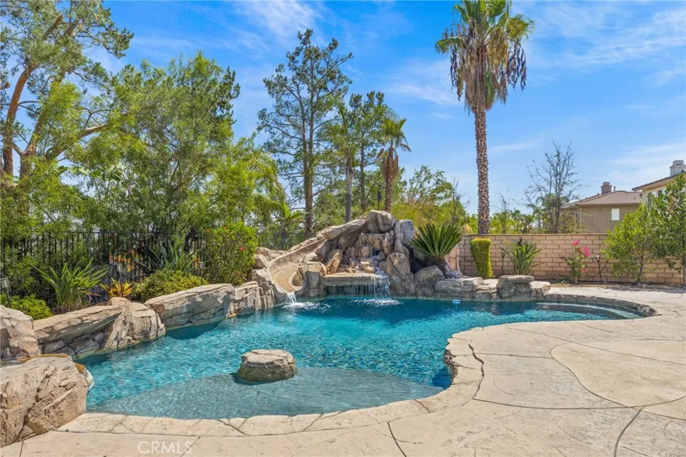 1481 Sunshine Circle Corona, CA 92881