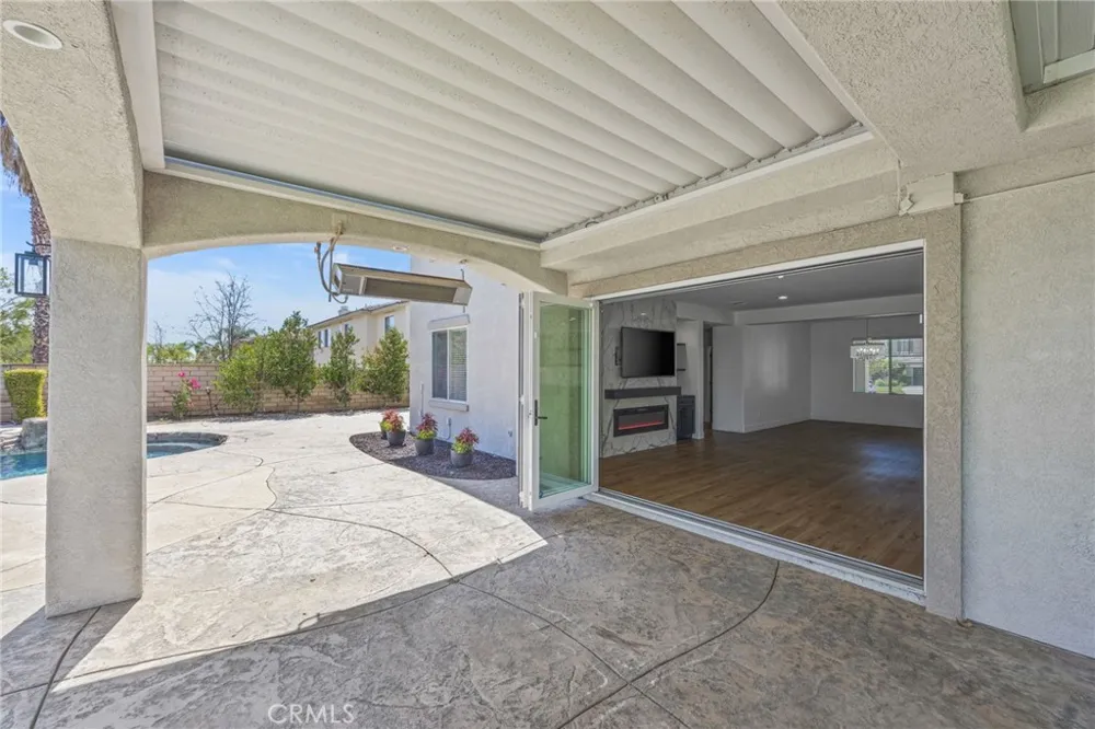 1481 Sunshine Circle Corona, CA 92881