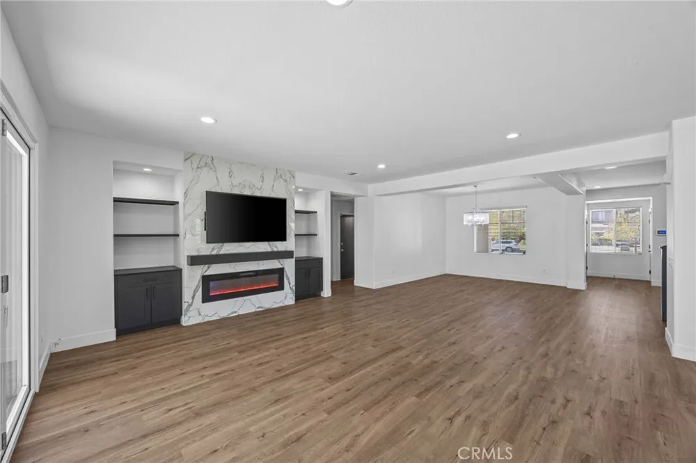 1481 Sunshine Circle Corona, CA 92881
