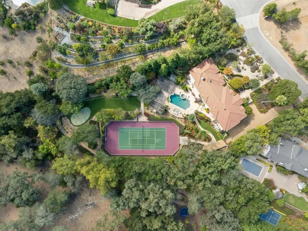 14950 Gypsy Hill Road Saratoga, CA 95070