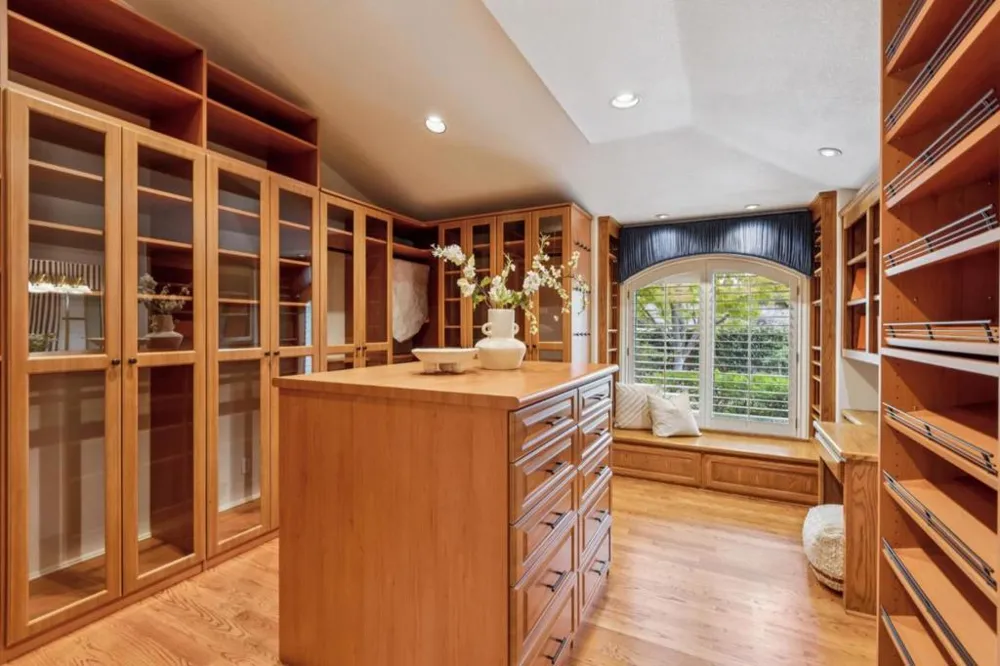 14950 Gypsy Hill Road Saratoga, CA 95070