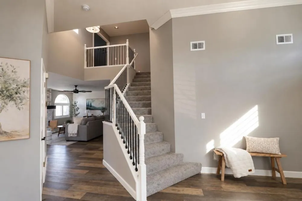 1940 Ponderosa Court Hollister, CA 95023