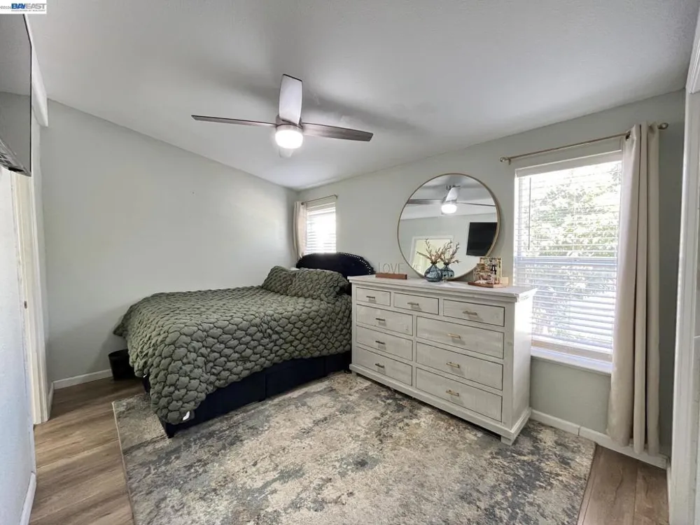 817 Sundial Circle Livermore, CA 94550