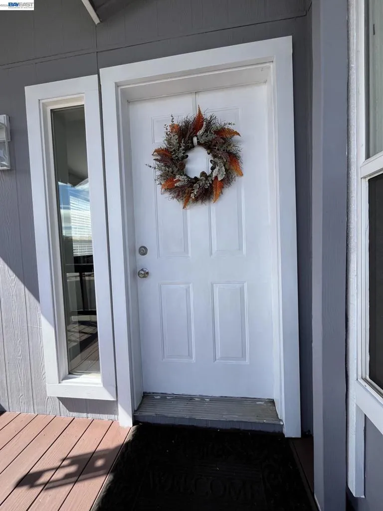 817 Sundial Circle Livermore, CA 94550