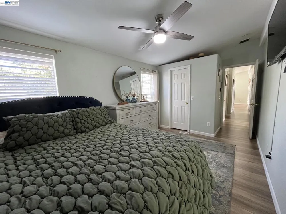 817 Sundial Circle Livermore, CA 94550