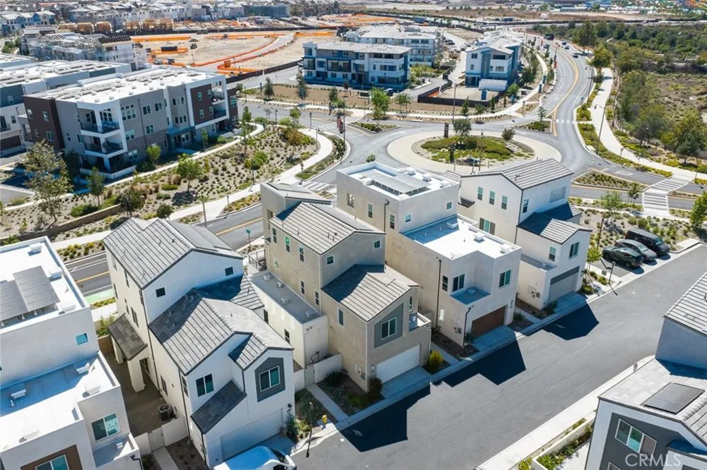 426 Treble Irvine, CA 92618