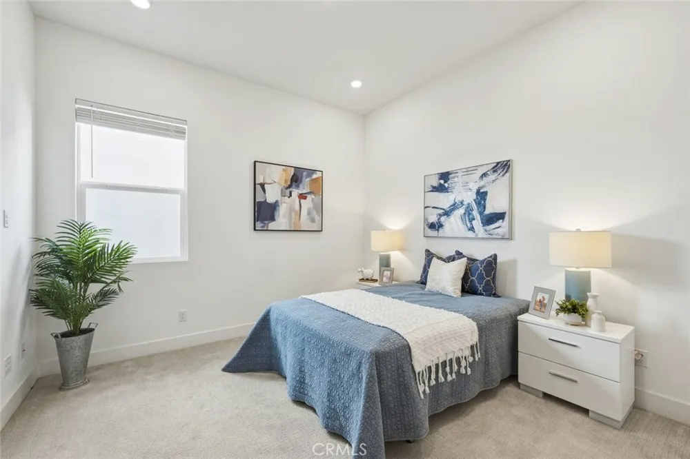426 Treble Irvine, CA 92618