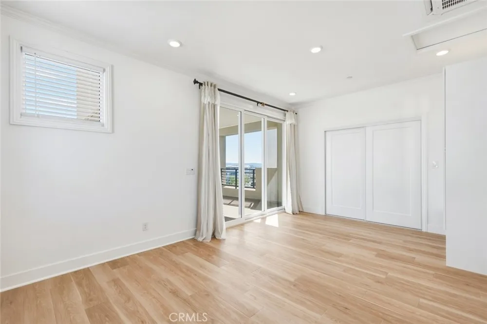 426 Treble Irvine, CA 92618