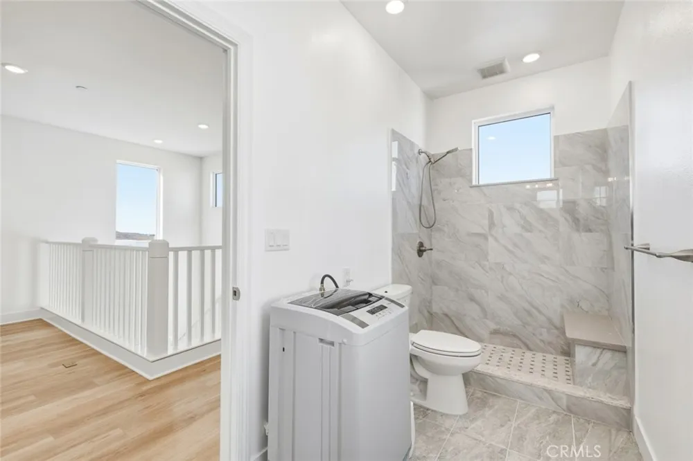 426 Treble Irvine, CA 92618