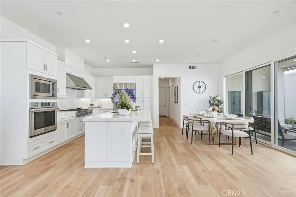 426 Treble Irvine, CA 92618