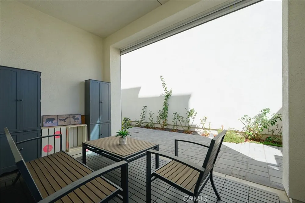 426 Treble Irvine, CA 92618