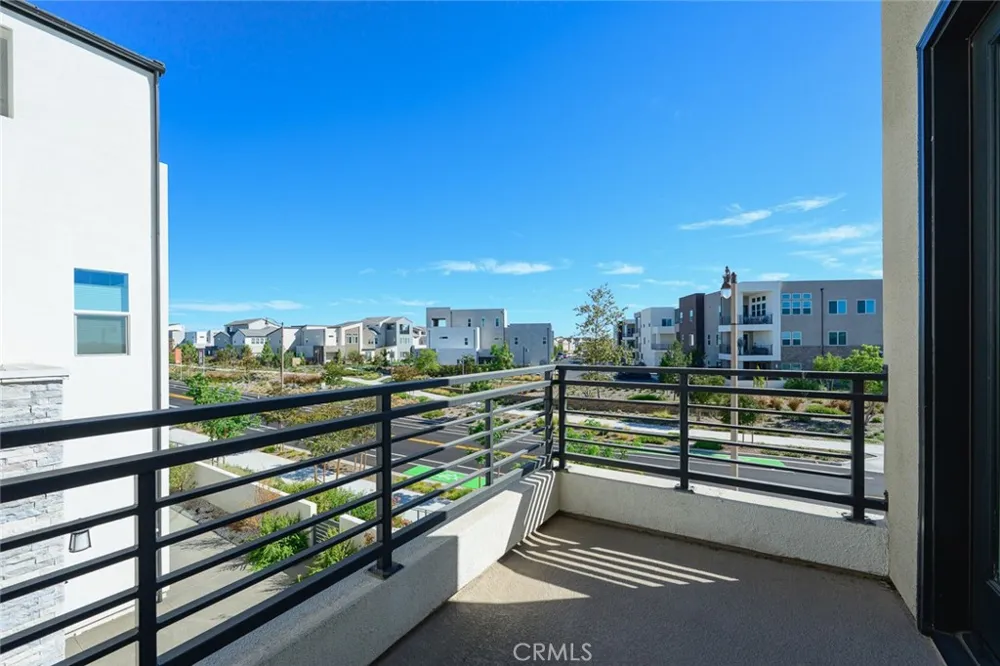 426 Treble Irvine, CA 92618