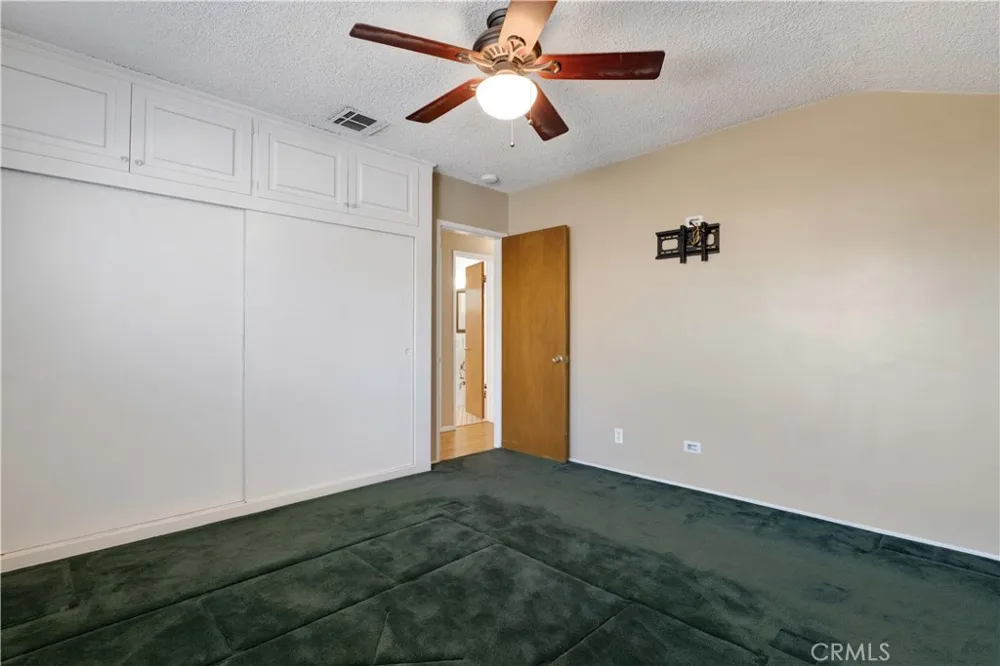 14766 Kingsbury Street San Fernando, CA 91345