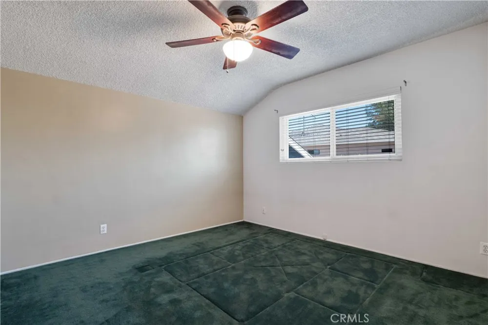 14766 Kingsbury Street San Fernando, CA 91345