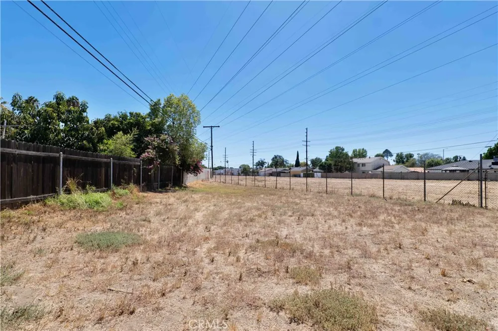 14766 Kingsbury Street San Fernando, CA 91345