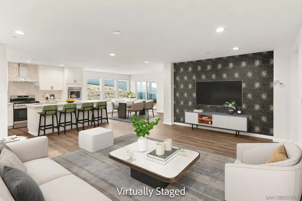 9099 Rosedale Spring Valley, CA 91977