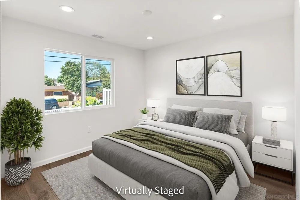 9099 Rosedale Spring Valley, CA 91977