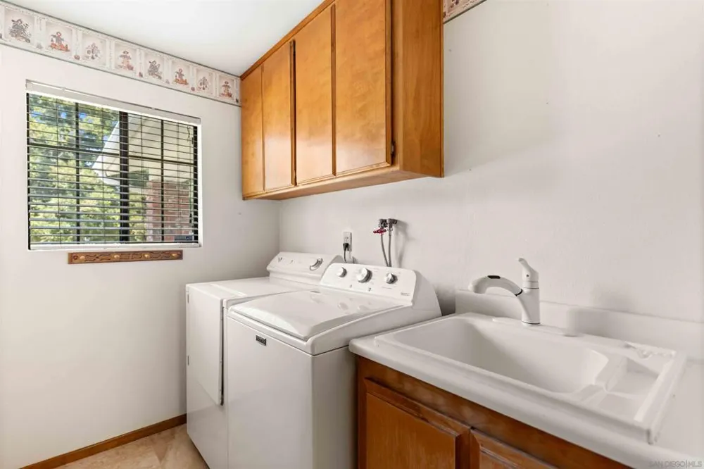 1044 Valentine Lane Fallbrook, CA 92028