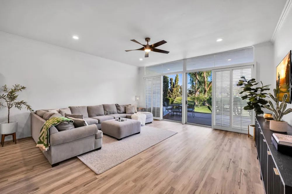 47760 Eisenhower Drive La Quinta, CA 92253