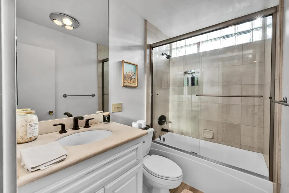 47760 Eisenhower Drive La Quinta, CA 92253