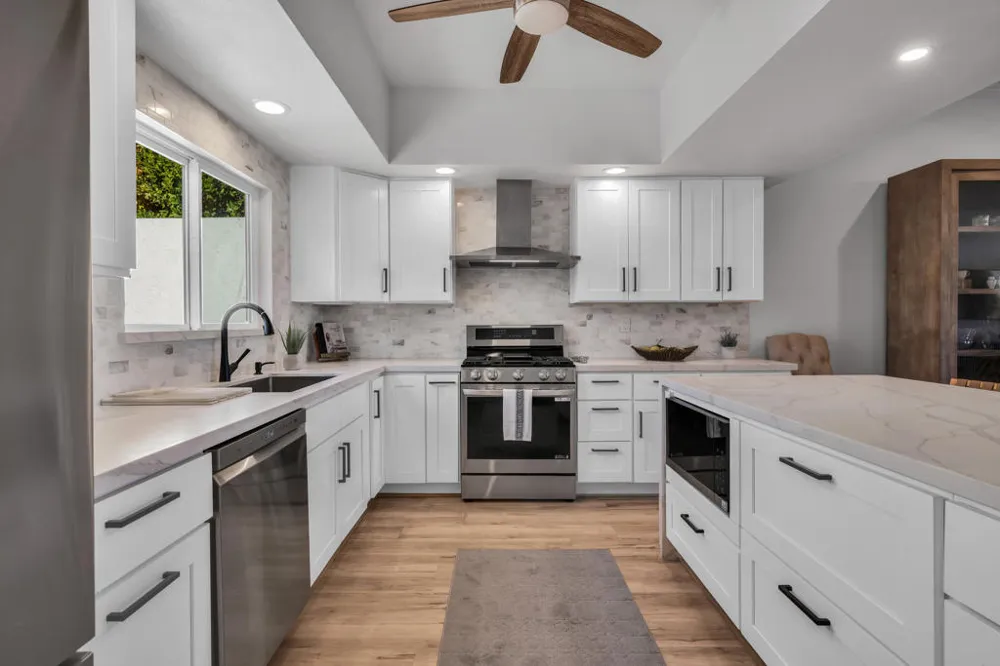 47760 Eisenhower Drive La Quinta, CA 92253