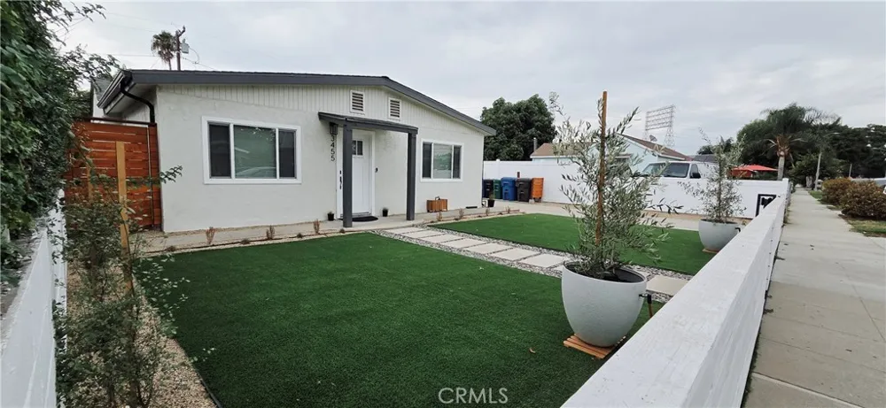 3455 Baltic Avenue Long Beach, CA 90810