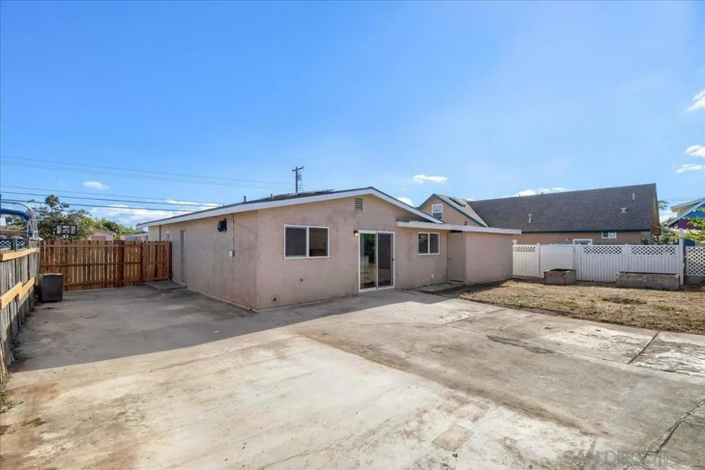 5254 Dante Street San Diego, CA 92117