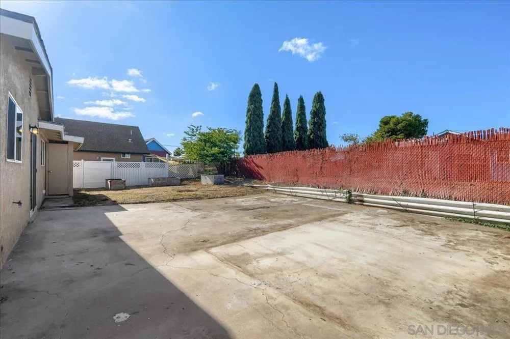 5254 Dante Street San Diego, CA 92117