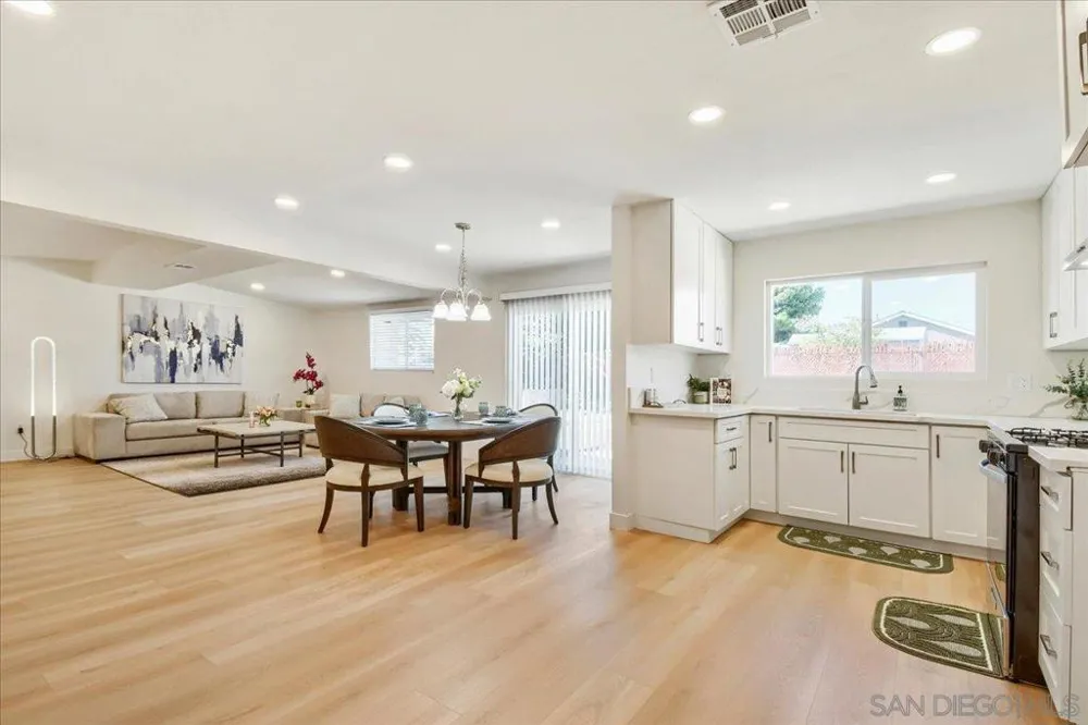 5254 Dante Street San Diego, CA 92117