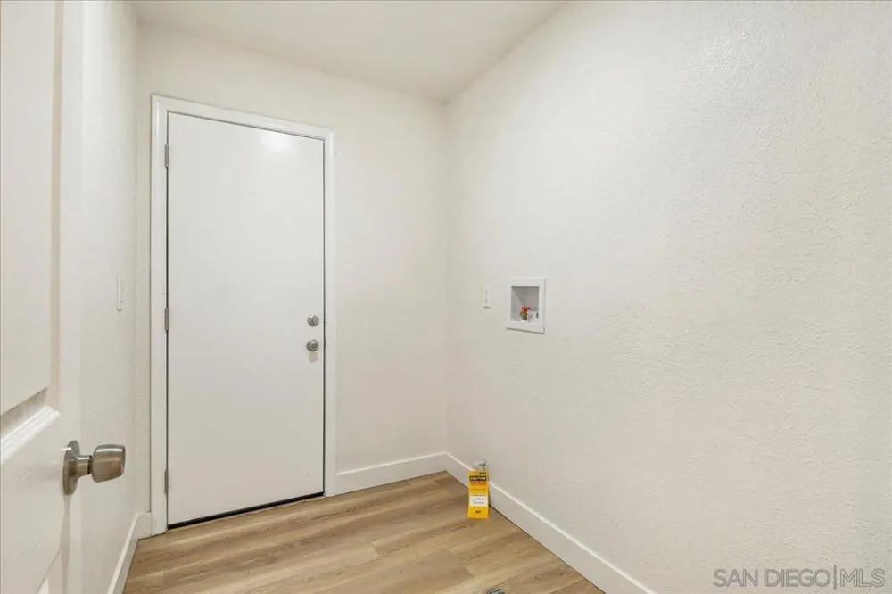 5254 Dante Street San Diego, CA 92117