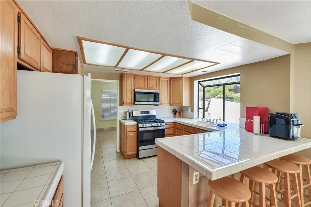 10808 Breezy Meadow Moreno Valley, CA 92557