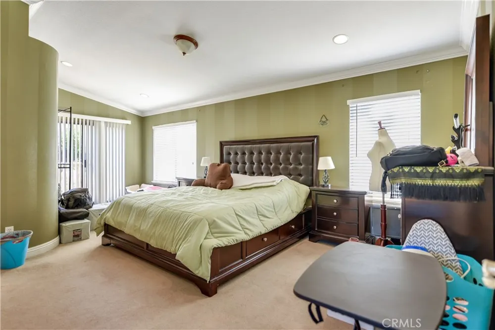10808 Breezy Meadow Moreno Valley, CA 92557