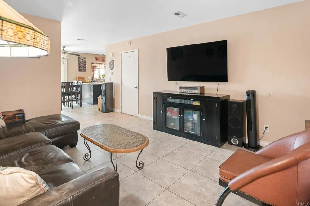 1324 Villa Tempra Drive Chula Vista, CA 91911