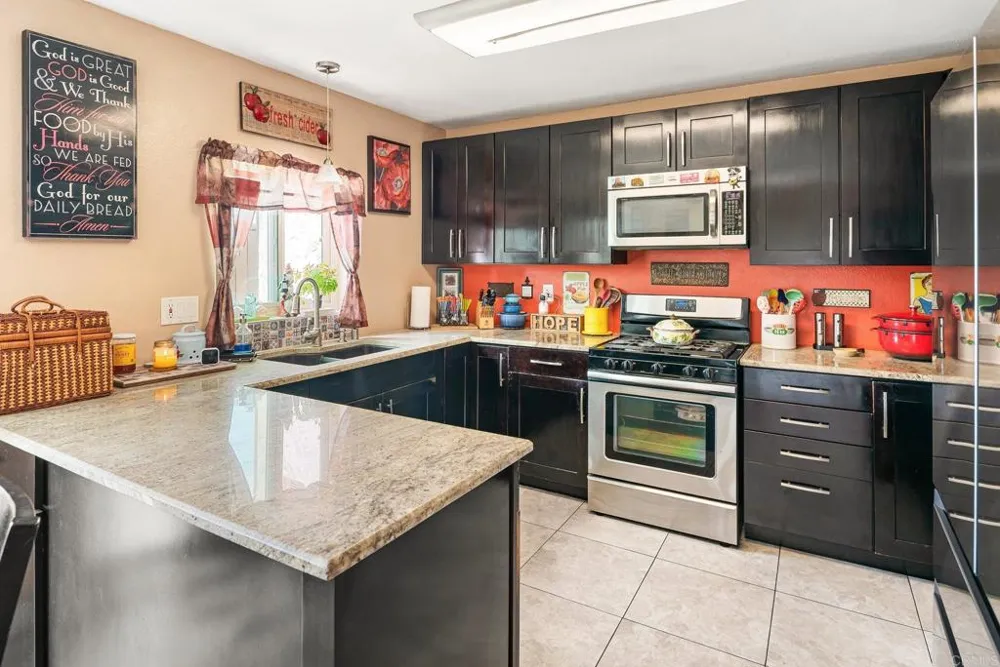 1324 Villa Tempra Drive Chula Vista, CA 91911