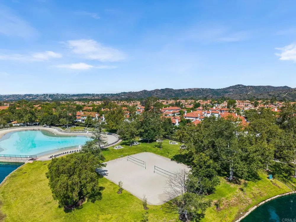 169 Montana del Lago Rancho Santa Margarita, CA 92688