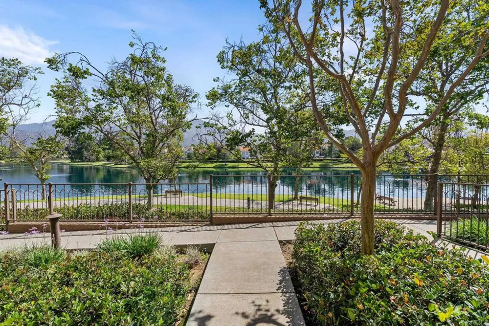 169 Montana del Lago Rancho Santa Margarita, CA 92688