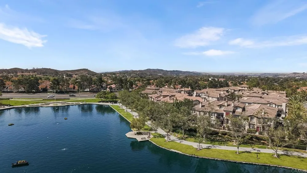 169 Montana del Lago Rancho Santa Margarita, CA 92688