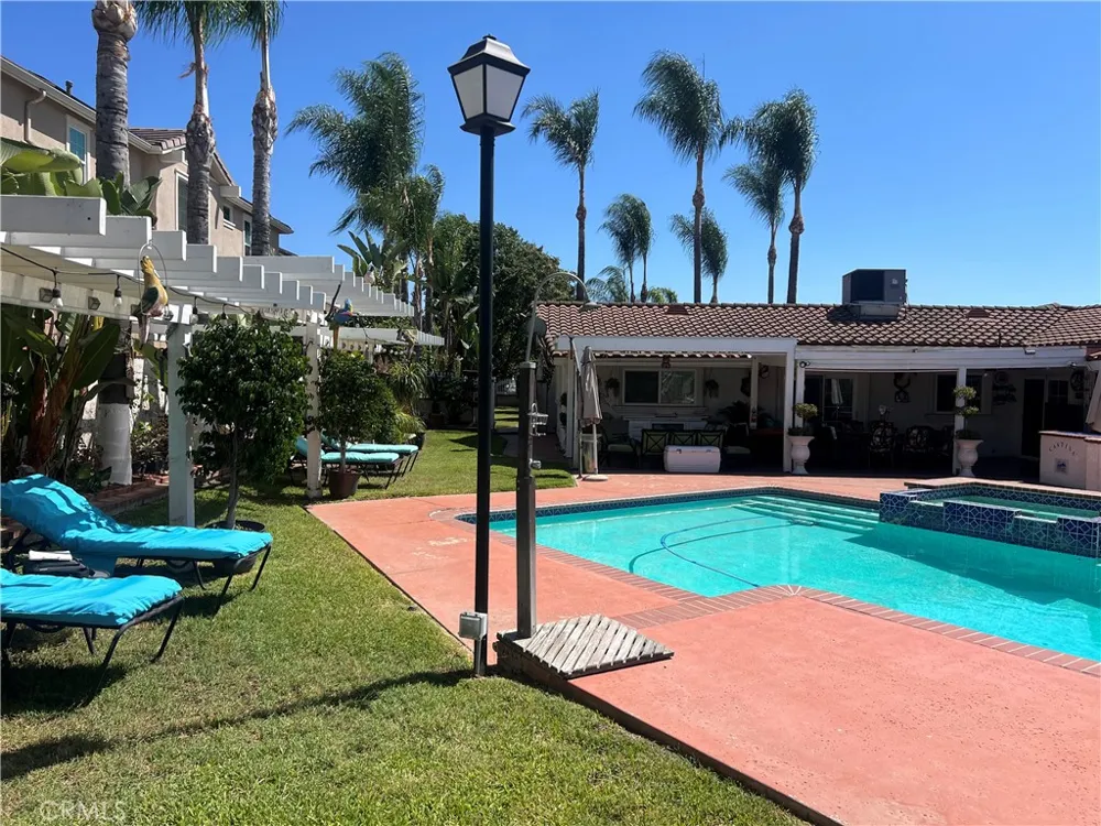 5538 W Carlton Ontario, CA 91762